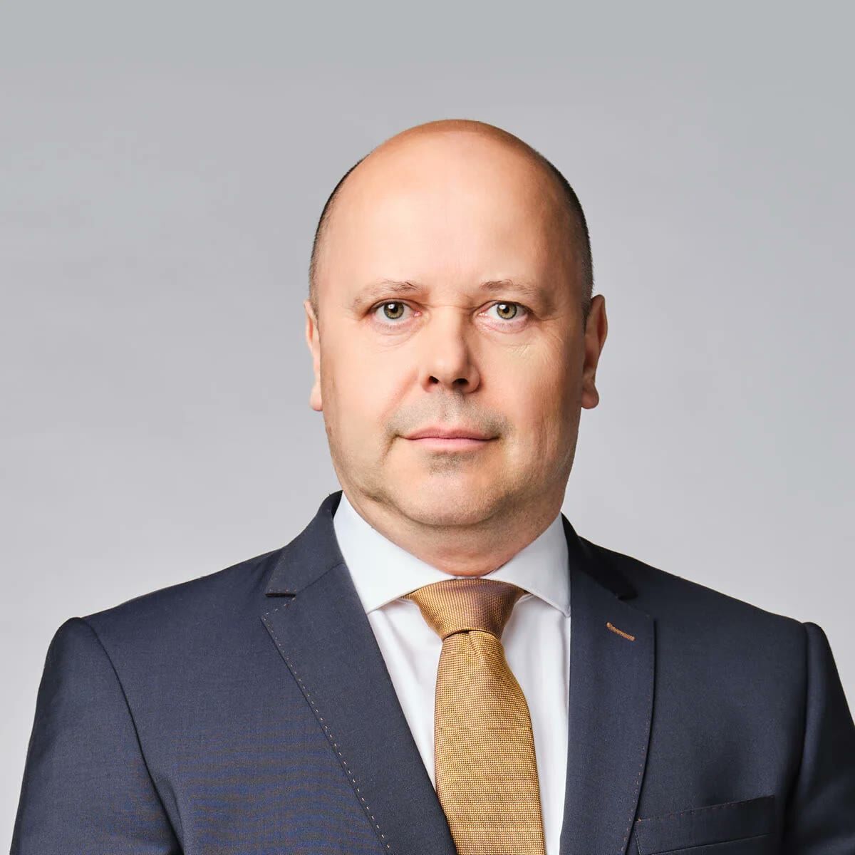 Tibor Faragó, Commercial Director