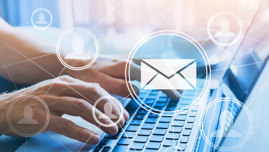 Céges email és a privát levelezés összemosása: fatális öngól